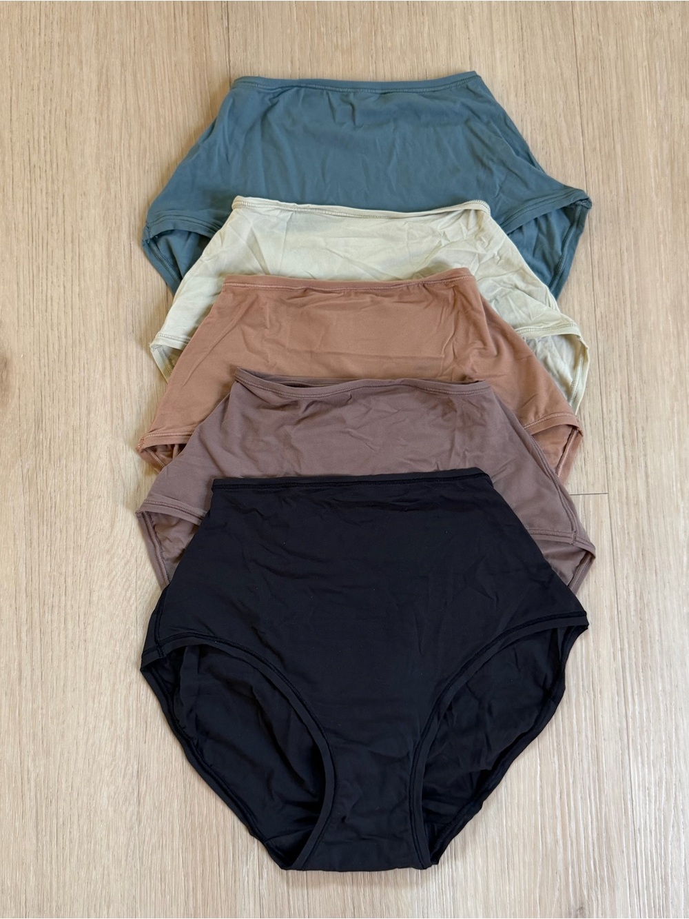 Skims Full Brief Set 5-Pack Size XS New in Box